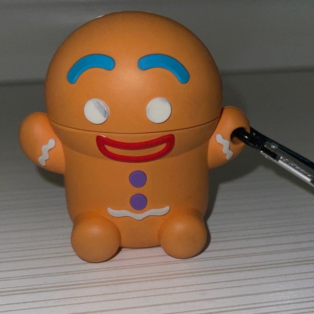 Gingerbread man design AirPods case